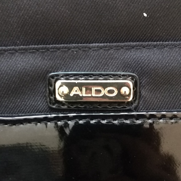 Zebra and black clutch. - Picture 2 of 2